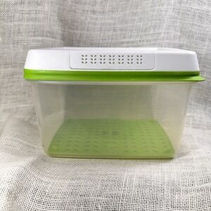 Rubbermaid Freshworks Produce Saver 4.1 L Food Container